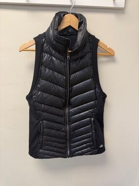 ALO Yoga Black Quilted Puffer Vest with High Collar
